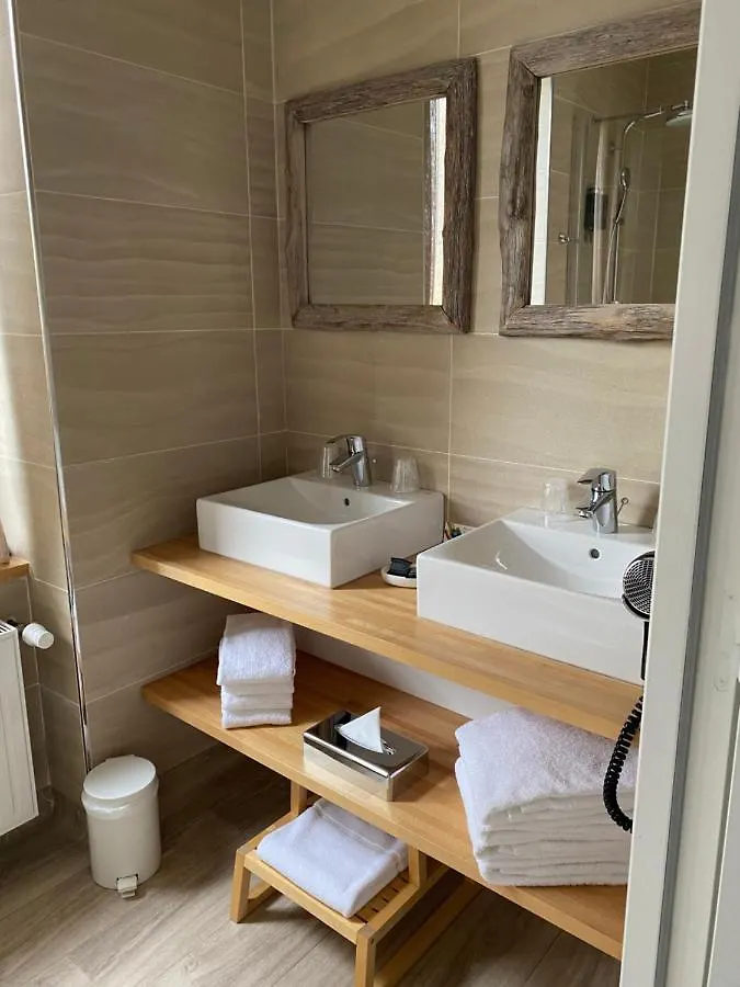 *** Hotel Villa Les Hydrangeas Perros-Guirec France
